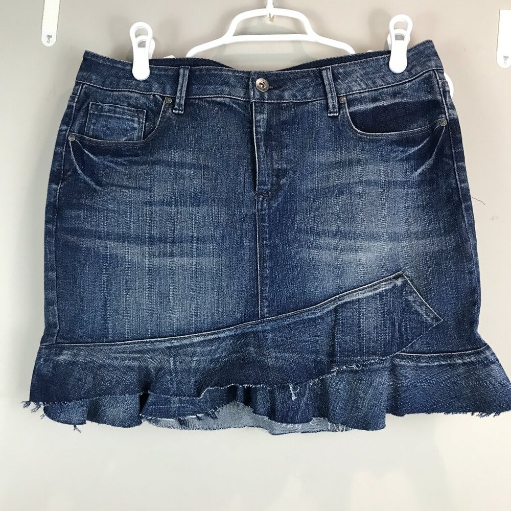 Women's Jessica Simpson Kiss me Ruffle Mini Skirt Denim Size 30